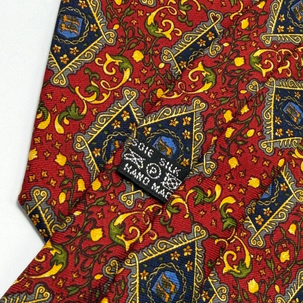 VTG Christian Dior Tie 100% Silk Red Regal‎ Intricate Design Luxury Paris France